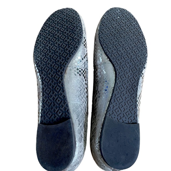 TORY BURCH➕Reva Metallic Cobra Ballet Flats - Picture 5 of 8